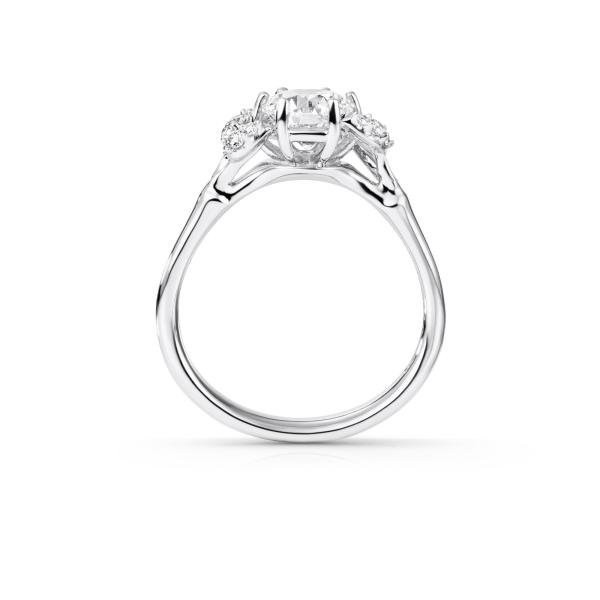 Ole Lynggaard Copenhagen Winter Frost Solitaire Ring (Ref: A2781-542)